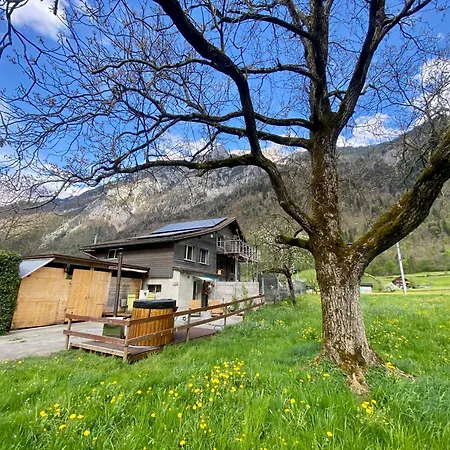 Mitten In Den Glarner Alpen Hot Tub & Alpenblick Glarus Exterior photo