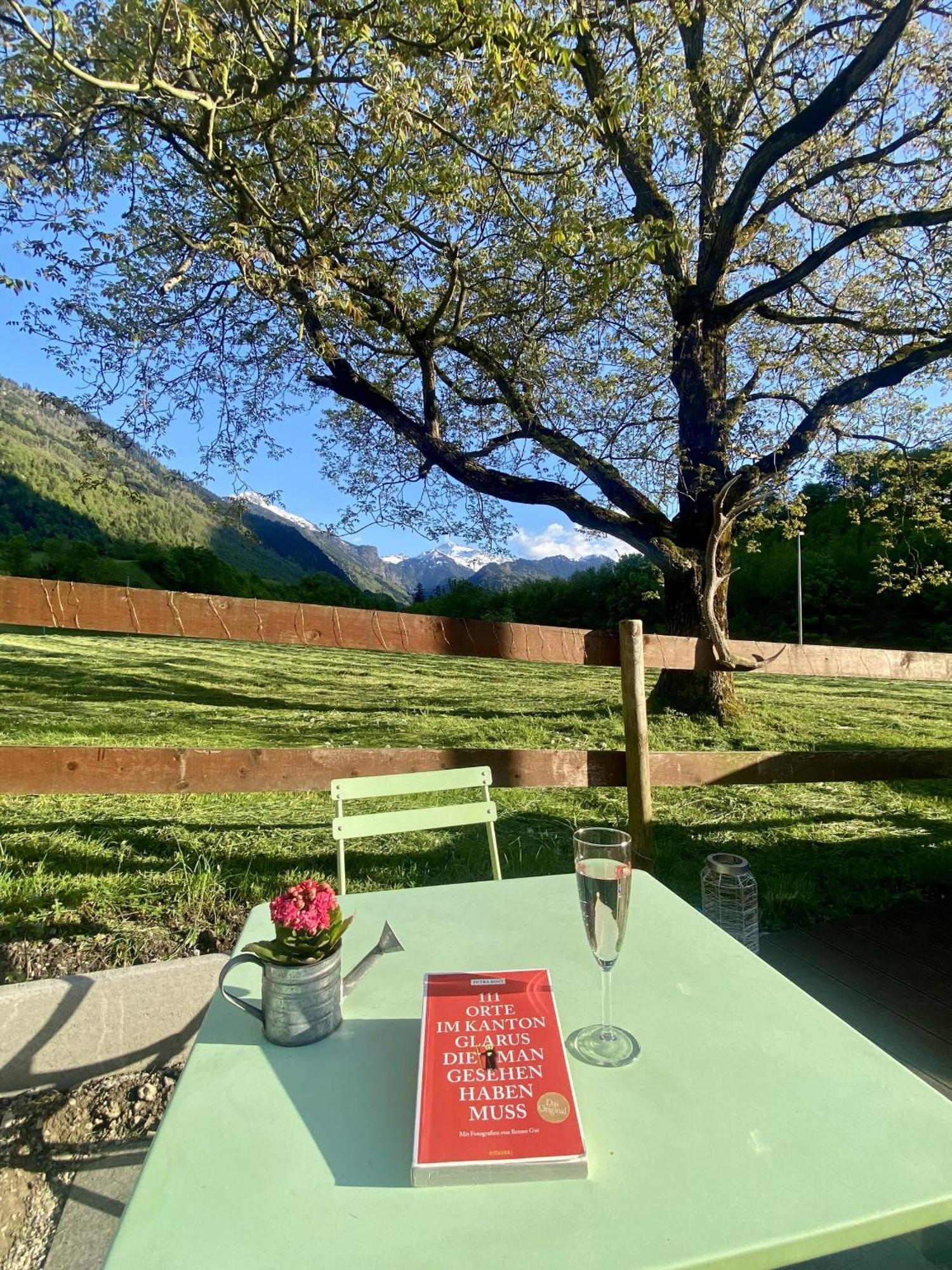 Mitten In Den Glarner Alpen Hot Tub & Alpenblick * Glarus